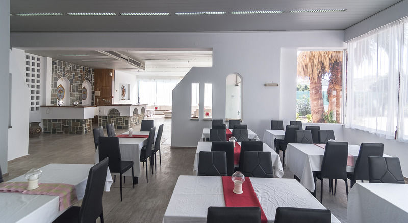 Paradiso Resort Agia Marina  Exteriér fotografie