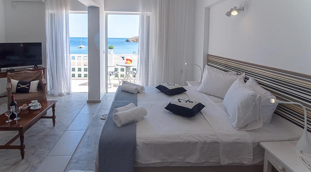 Paradiso Resort Agia Marina  Exteriér fotografie