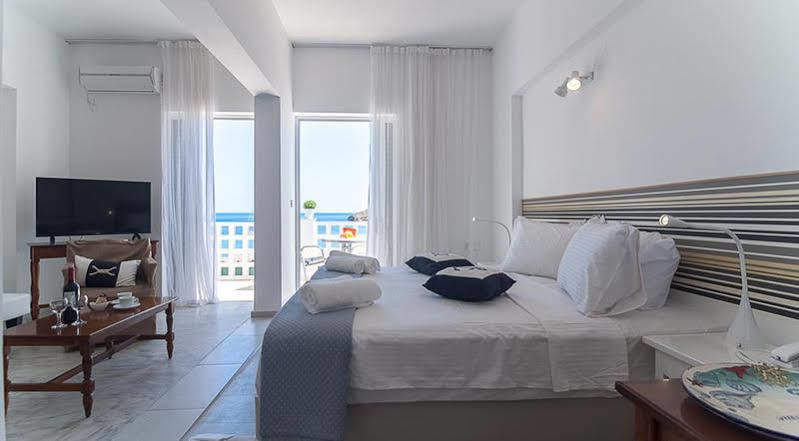 Paradiso Resort Agia Marina  Exteriér fotografie